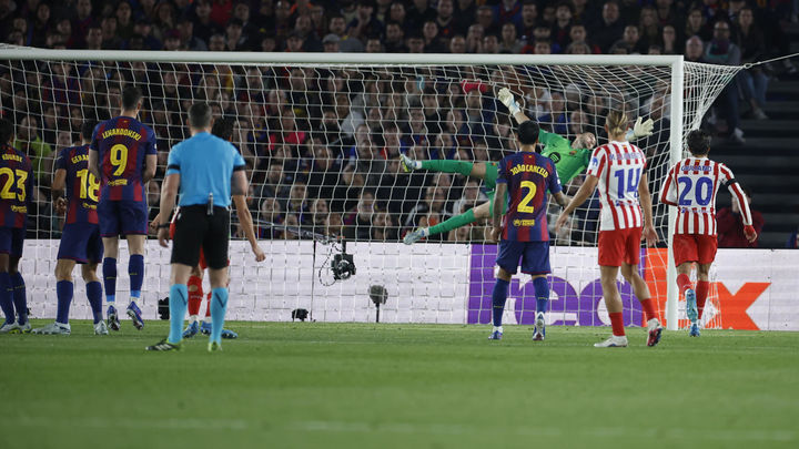 Golazo por la escuadra de Julián Alvarez / EFE