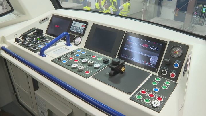 Detalles del tren autónomo que circulará en la linea 6 / EUROPA PRESS